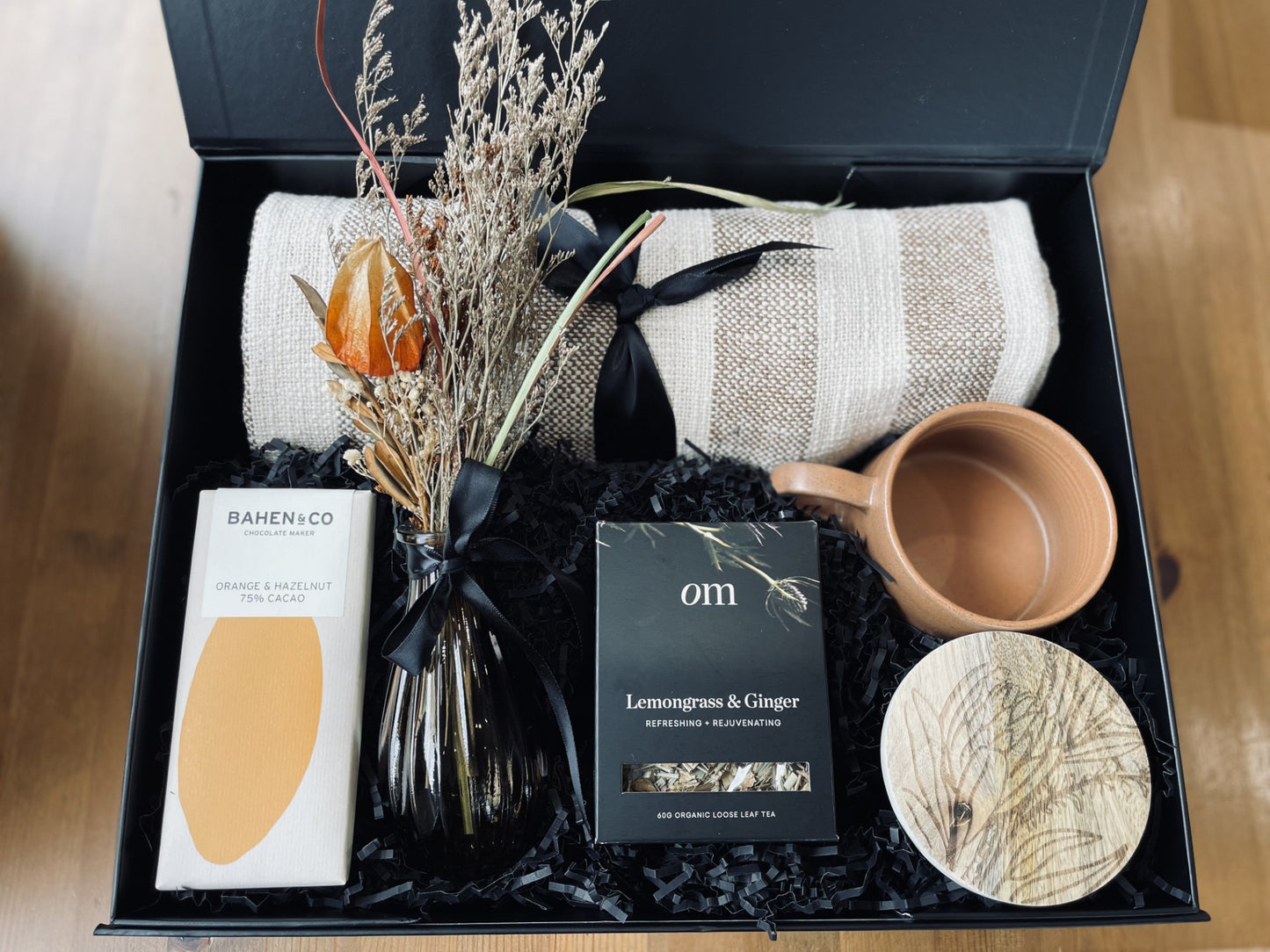 Luxe Haven - Tan