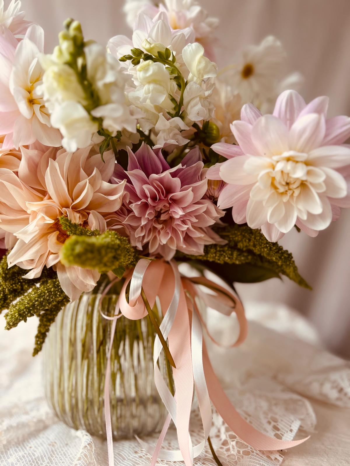 Luxe Bloom | The Grand Gesture